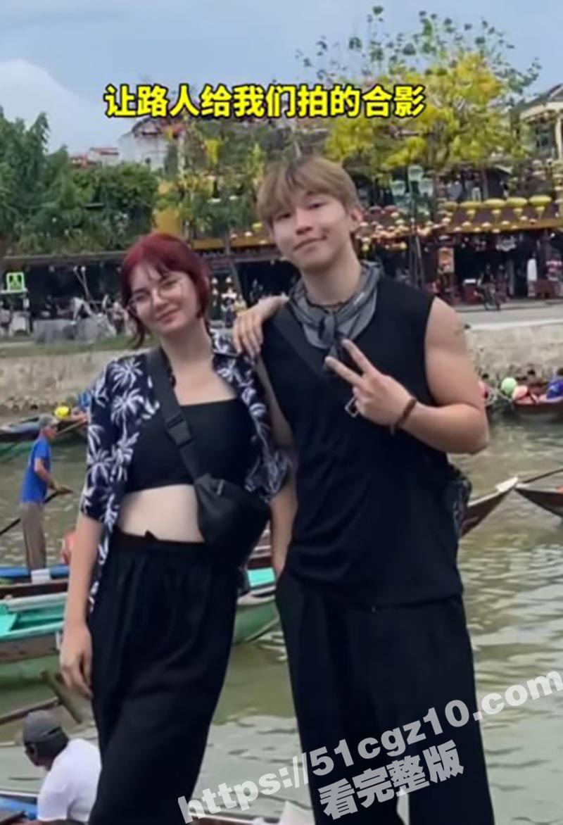 抖音知名旅游博主 小相关图片