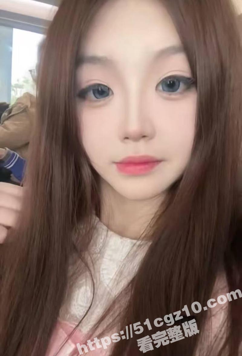 上海交大清纯萝莉妹 唐昕婉 背着男友约炮视频被曝 身穿性感丝袜 炮友后入爆插骚穴