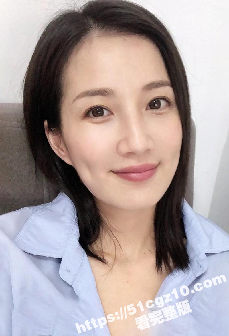 抖音御姐 铭铭阿姨 私拍性爱视频曝光 气质美女为捞金沦为金主性奴精盆 露奶扣逼遭金主无套爆操