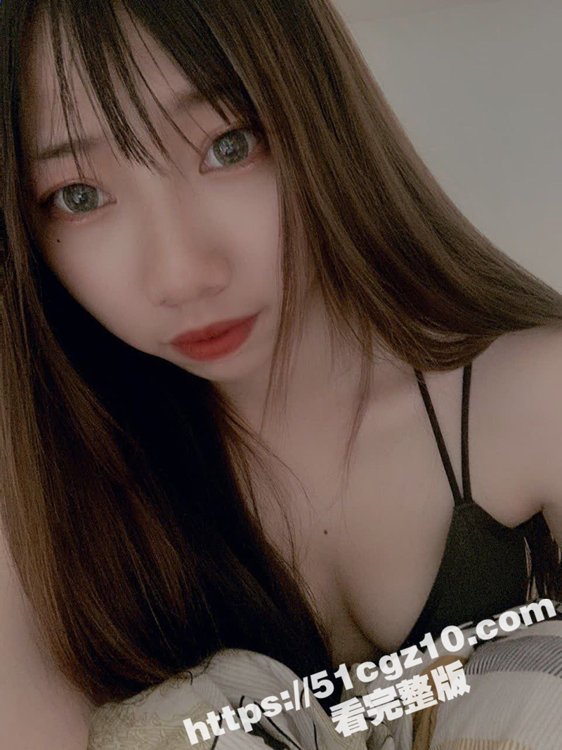台湾反差舞蹈生极品学生妹 郑馨玥 皮肤白嫩身材纤细诱人 被金主爸爸包养 激情自慰玩穴淫叫连连