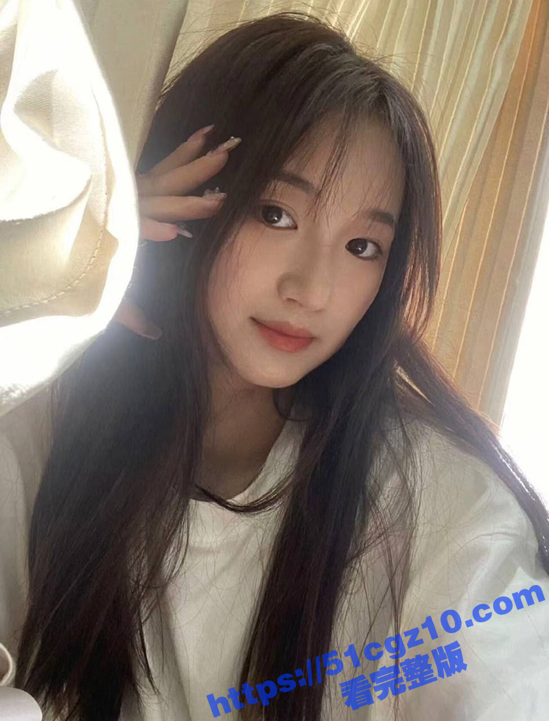 西安交通大学张婉莹 清纯颜值反差骚货 表面校园女神 私下淫荡母狗 饥渴难耐网上裸聊 私密视频流出