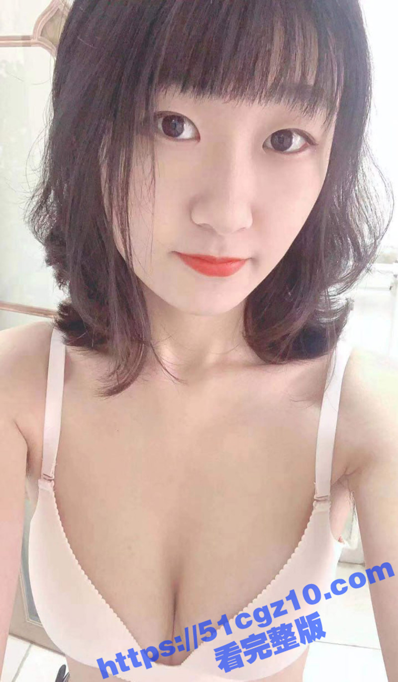 河北高颜值美女 唐佳佳 被渣男曝光性爱视频 表面清纯私下爱给男人舔脚喝精液 变态嗜好反差惊人