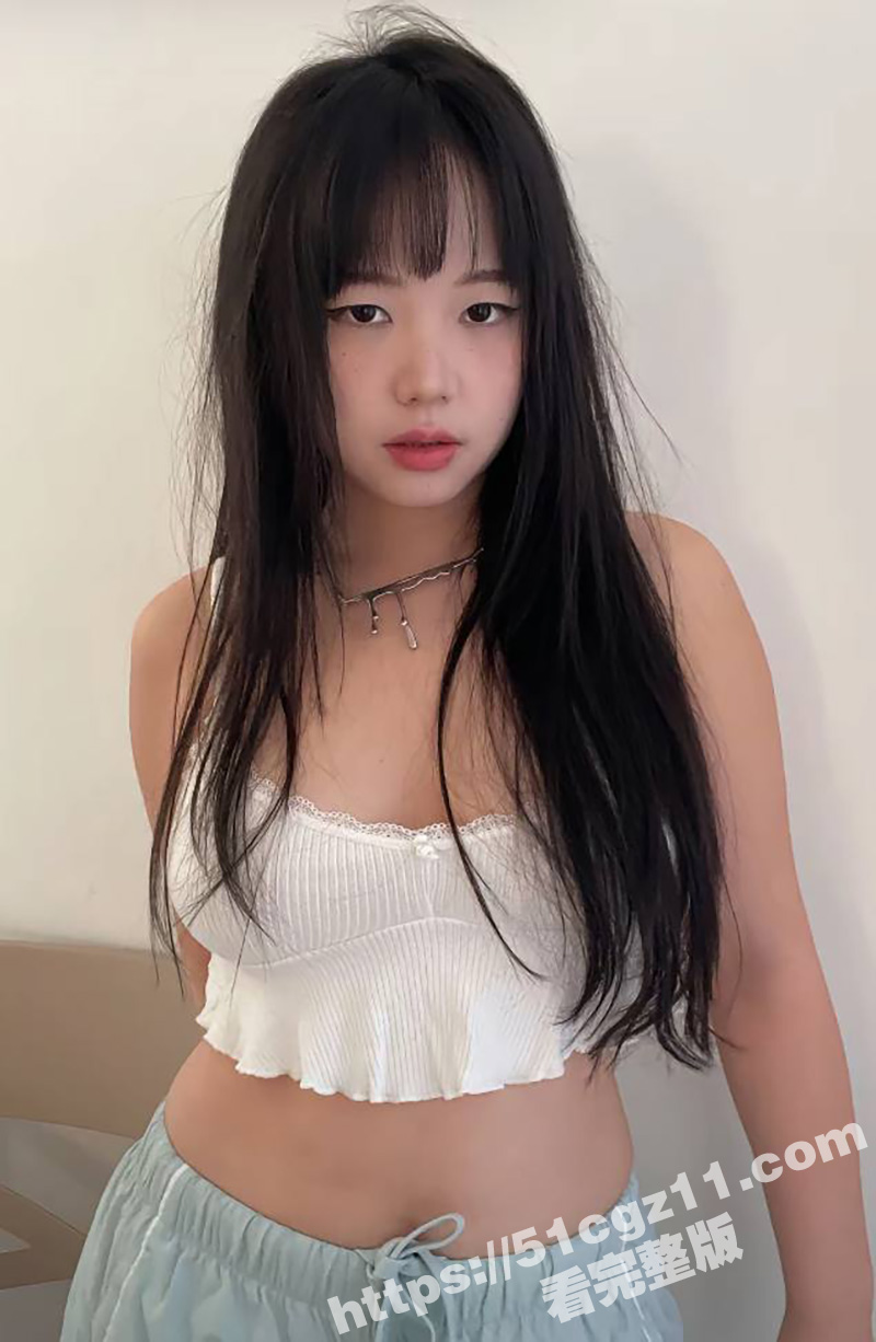 重庆巨乳小母狗 王晓希 独家首曝不雅视频 川渝暴龙兽竟然主动揉奶跳骚舞 脸穴同框自慰只为讨主人欢心