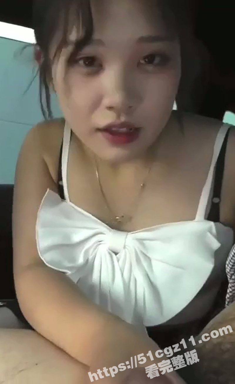 日本气质良家少妇车震相关图片