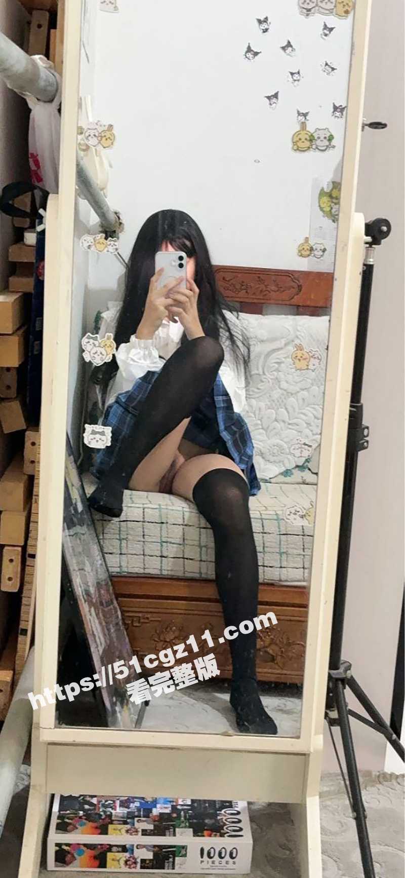 北京小骚逼被男友PU相关图片