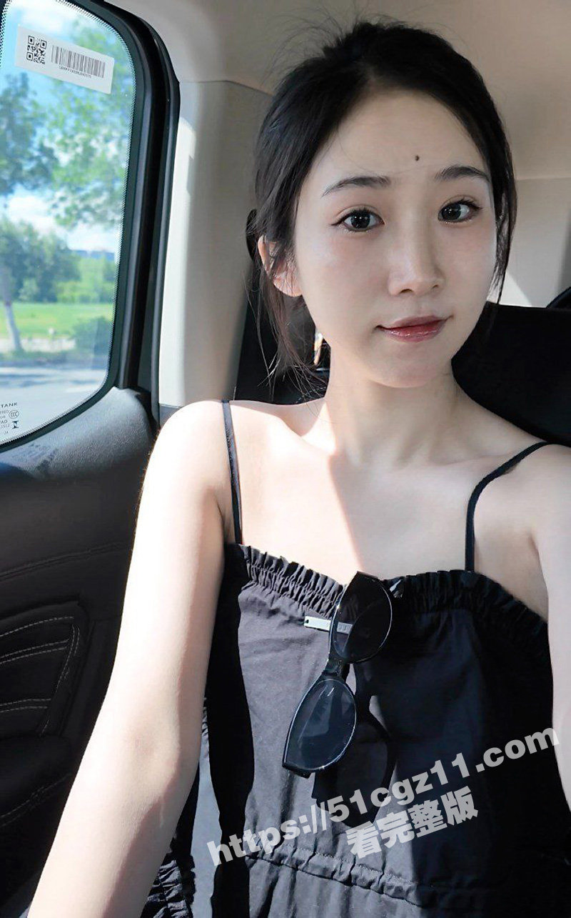 云南昆明酒店气质女前台 冯宝汐 淫照和口交视频分手后惨遭男友泄密！