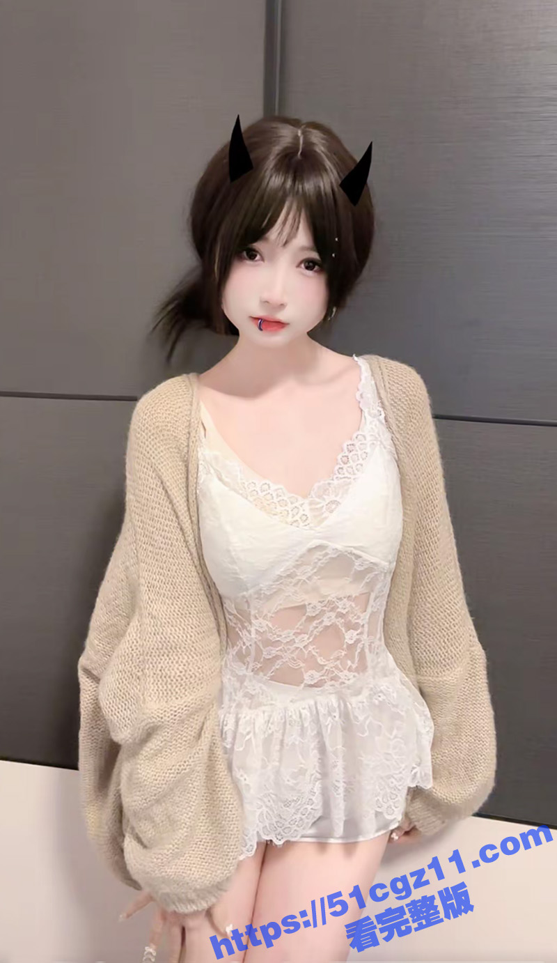 抖音少萝coser玥相关图片