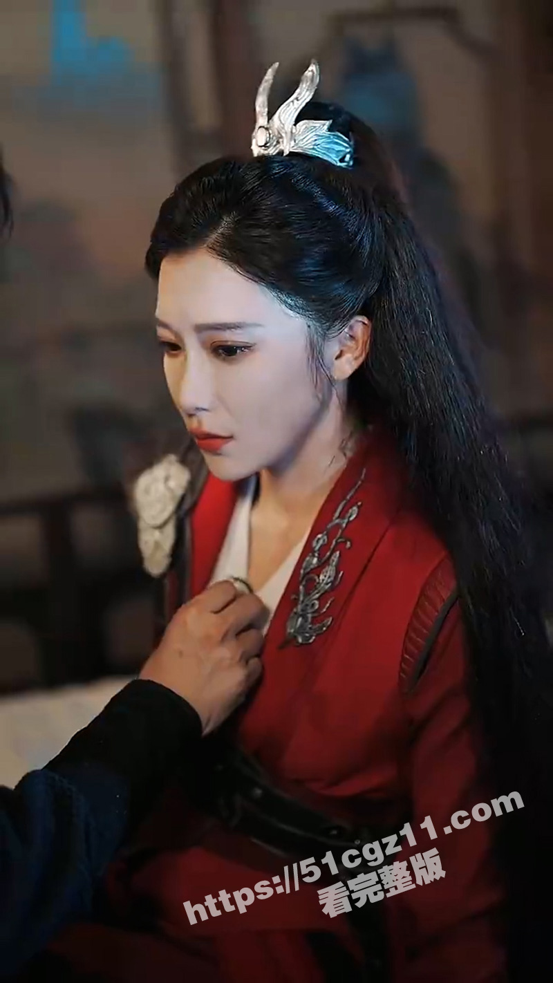 每日短剧《开局女帝我相关图片