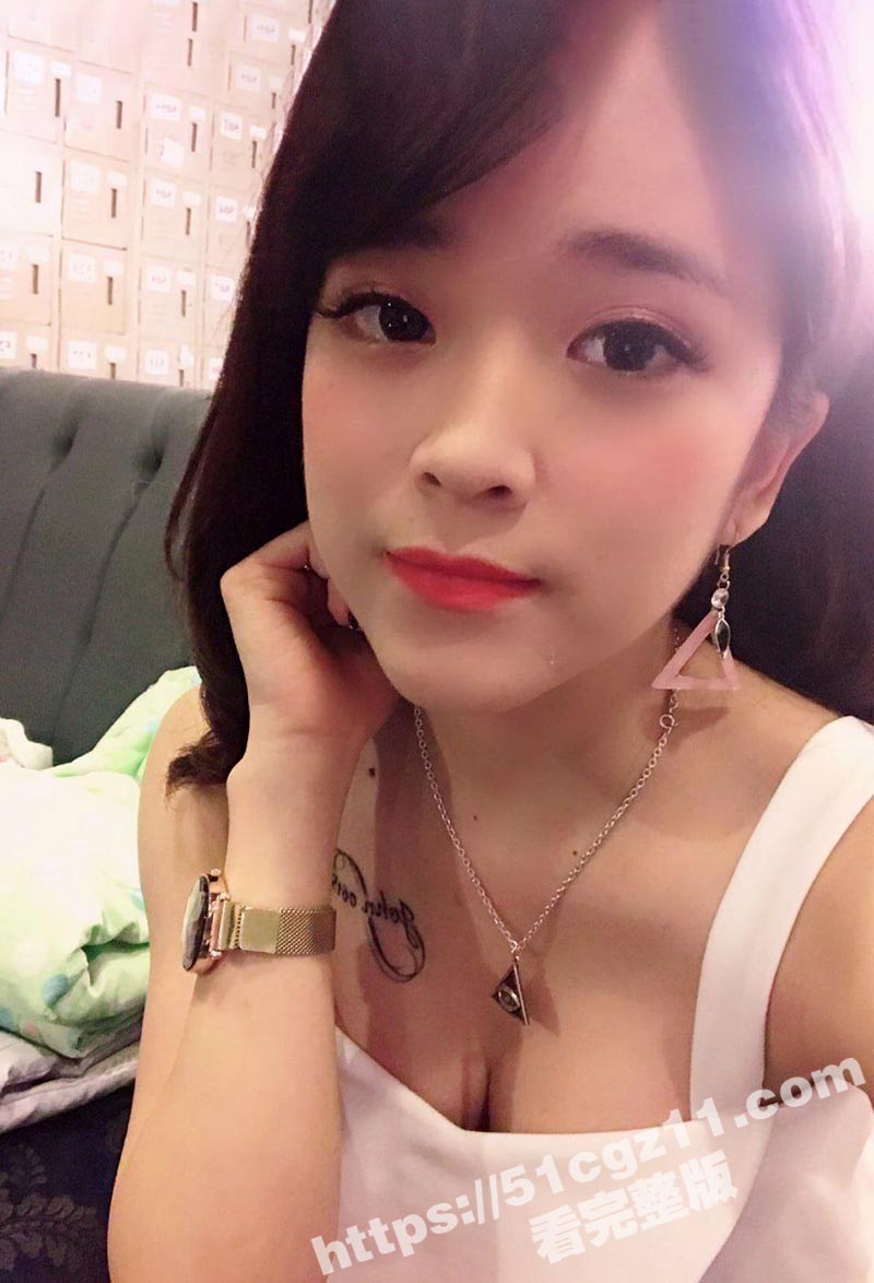 台湾高雄医学大学巨乳相关图片