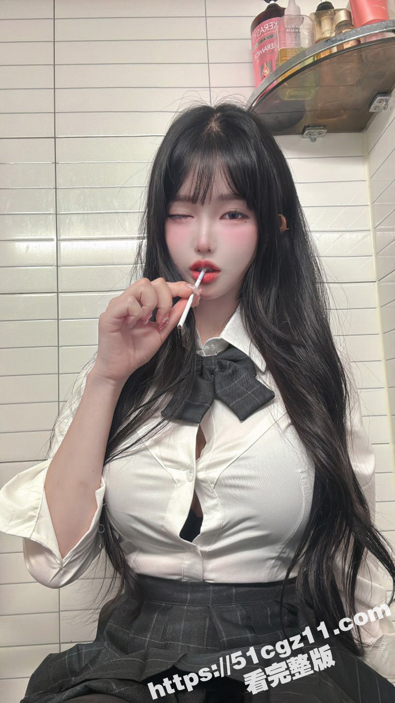 韩国巨乳嫩模Yunj相关图片