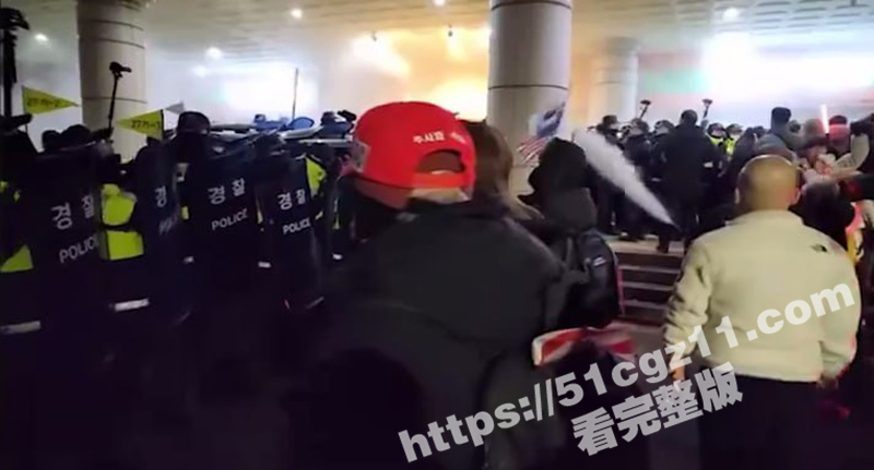 韩国政变 总统尹锡悦相关图片