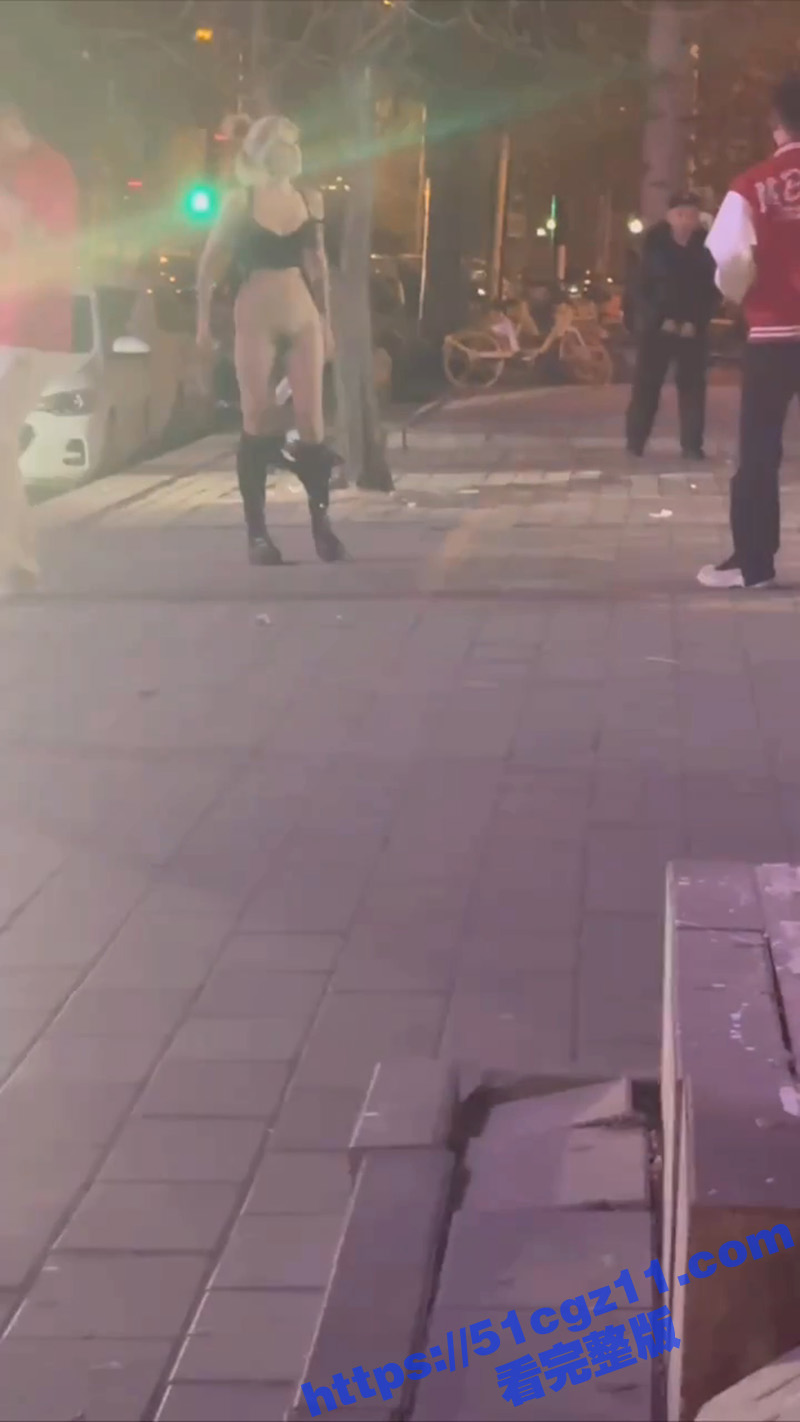 精神小妹的吵架绝招 相关图片