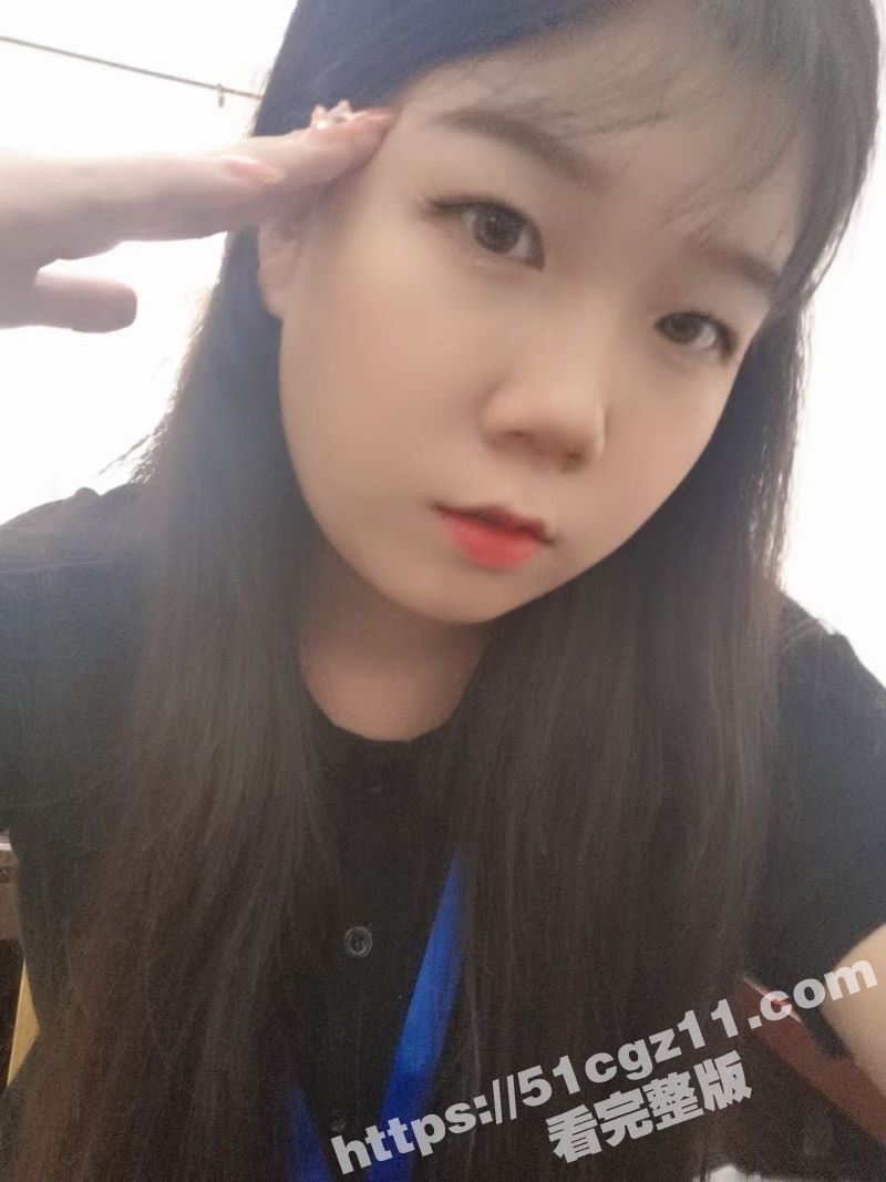 自己约的炮含泪也得干！湖南师范大学女坦克 冯雅琪 用过度美颜的照片网恋 含泪操了之后一怒之下将其曝光！