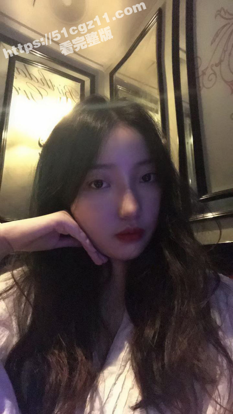 南通高颜值美女 何相关图片