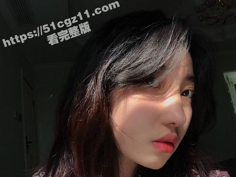 南通高颜值美女 何相关图片