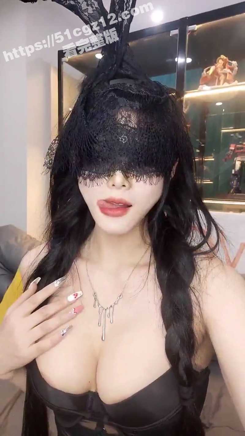 半糖擦边女主播 不骚相关图片
