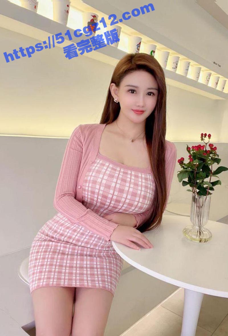 高颜值38G巨乳小姐相关图片