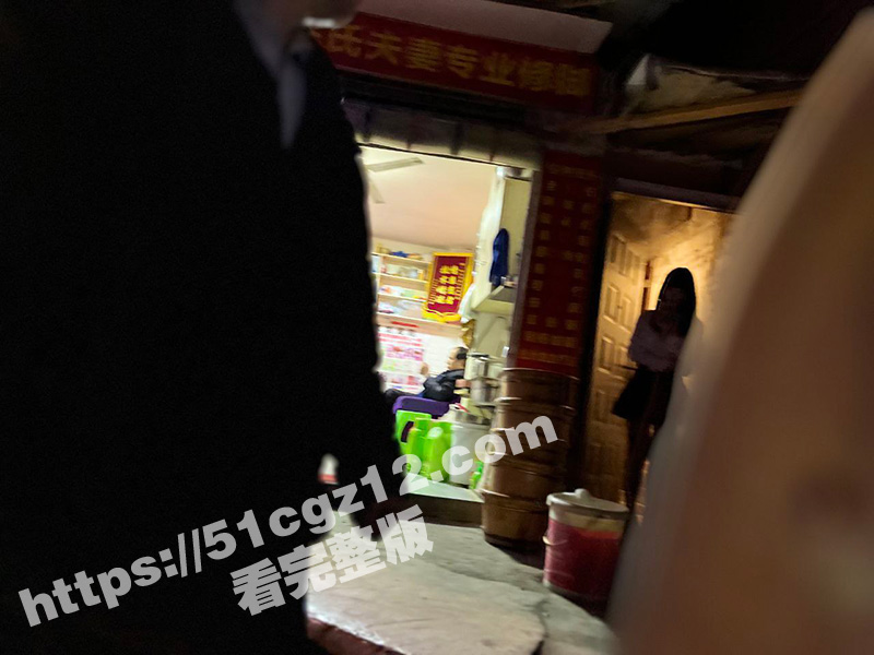 瓜友投稿 深夜街头2相关图片
