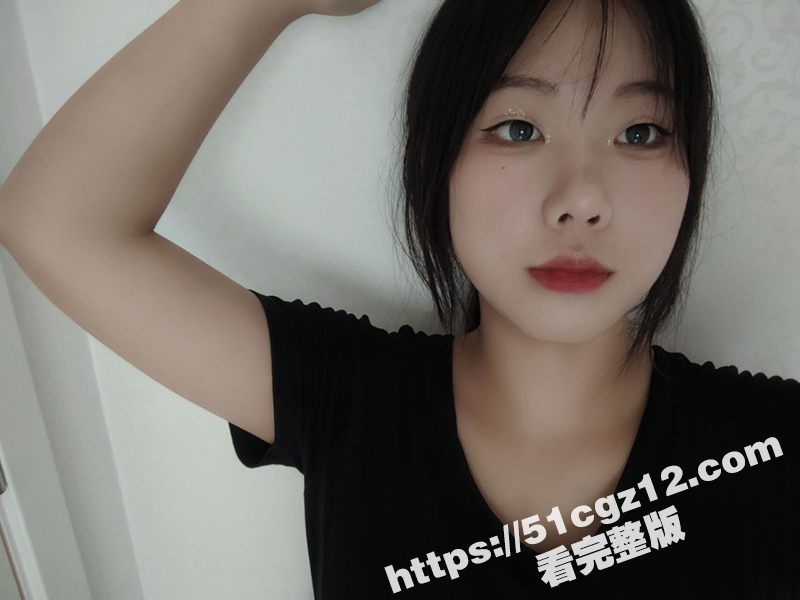 长春大学旅游学院反差学生妹王冰洁 皮肤白嫩美乳硕大 美腿修长细腰肥臀 被金主网调自慰视频曝光