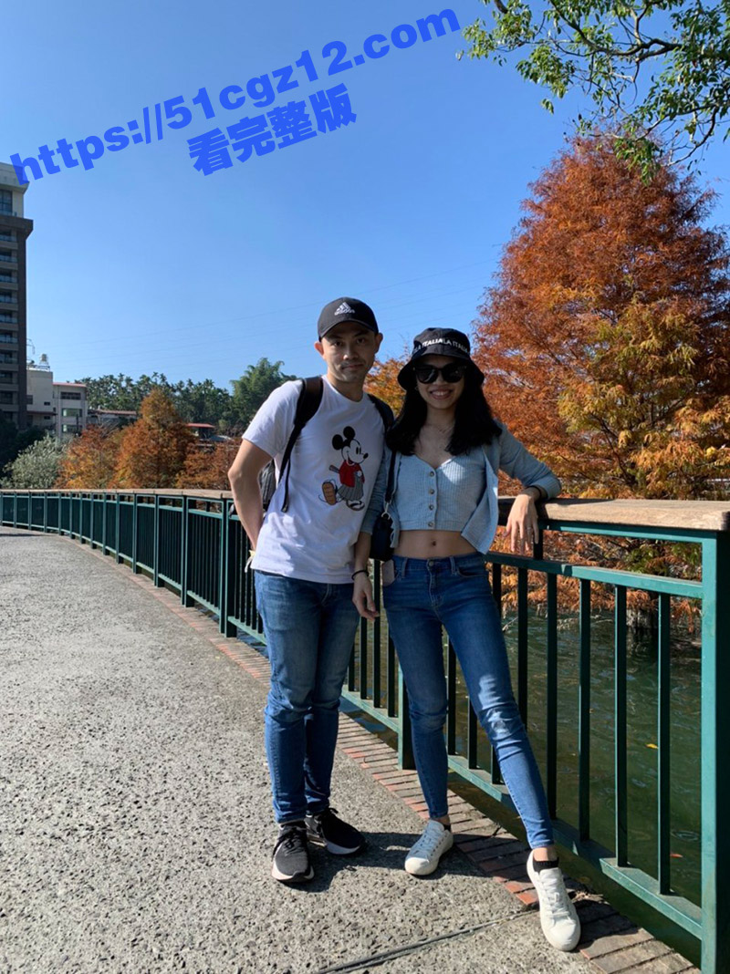 老夫少妻全球旅行性爱相关图片