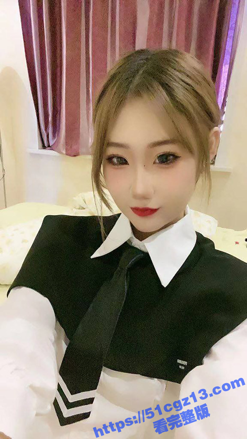 极品反差纹身婊私拍流相关图片