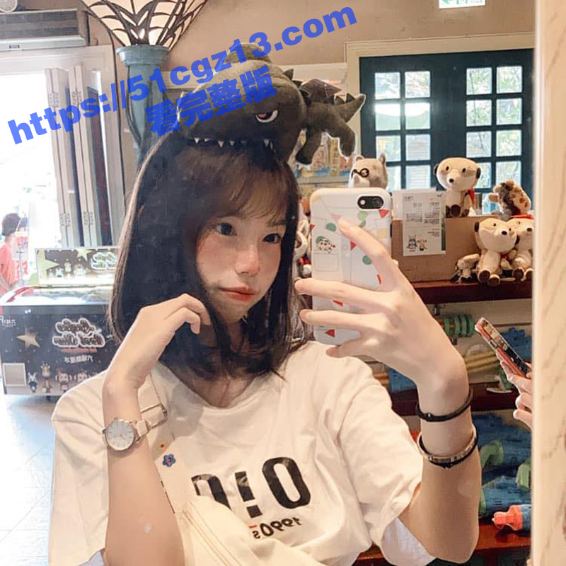 可爱短发学生妹 蒙晶相关图片