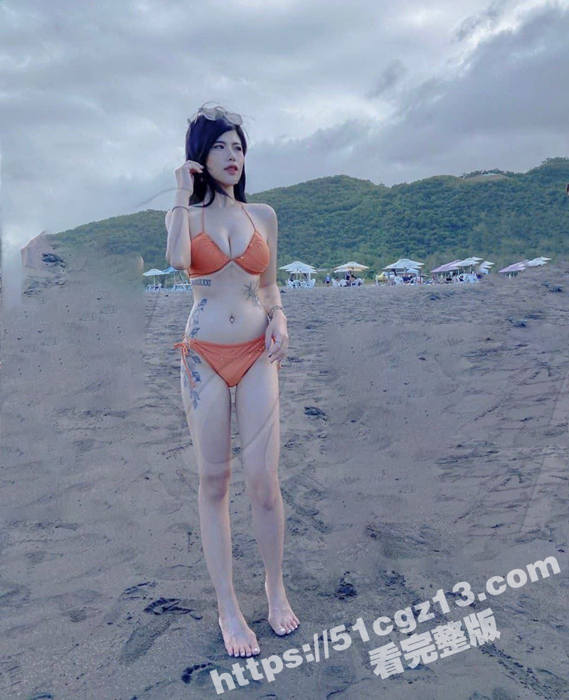 巨乳纹身妹被大屌爆操相关图片