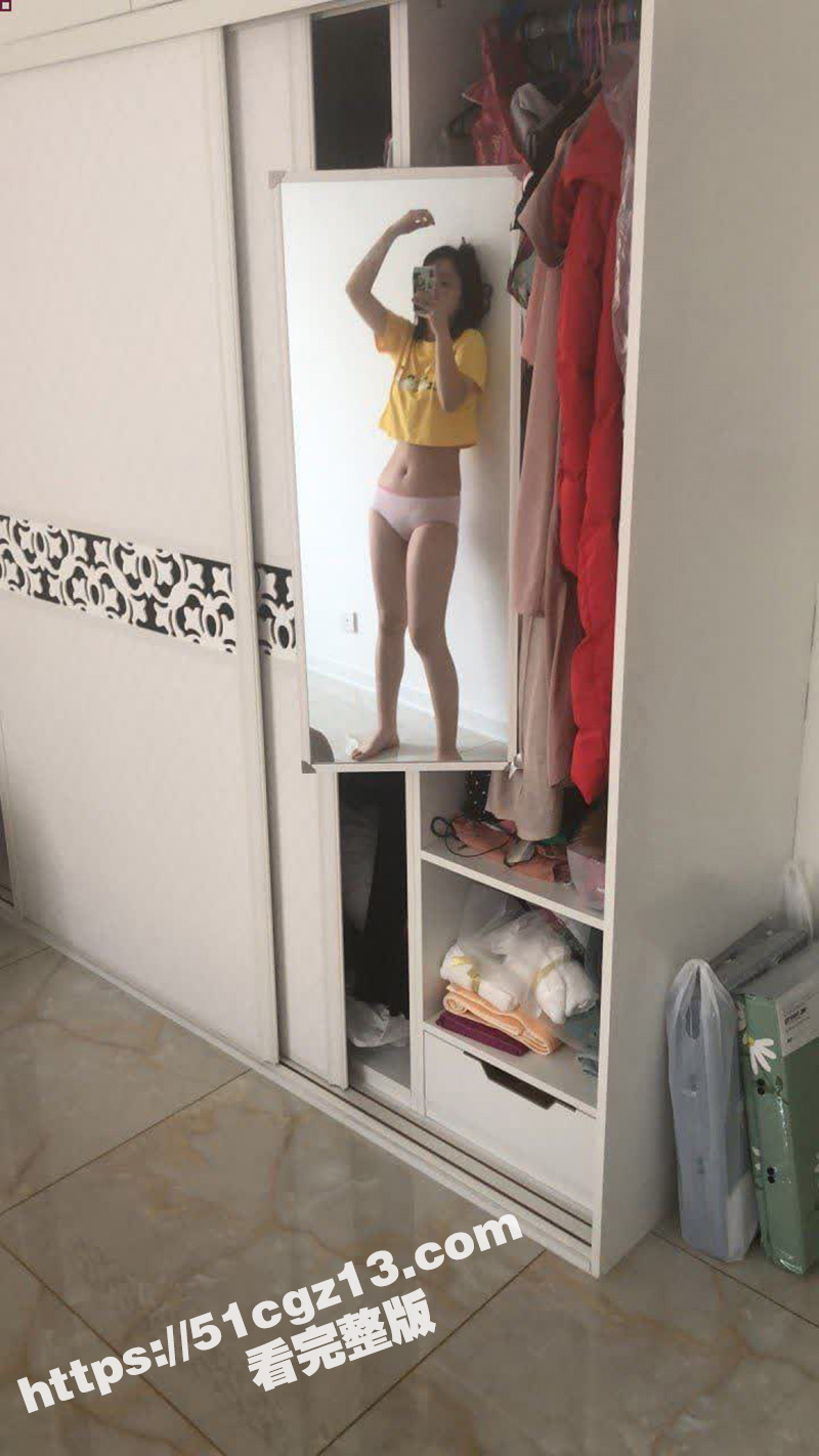 瓜友投稿 骚逼巨乳眼相关图片