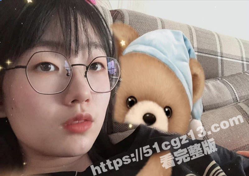 瓜友投稿 骚逼巨乳眼相关图片