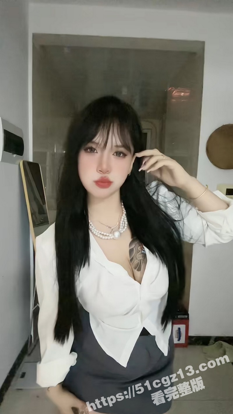 超丰满的极品精神小妹相关图片