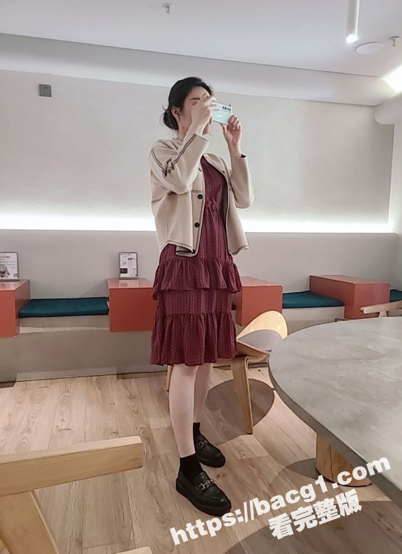 酒吧勾搭醉酒少妇 和相关图片