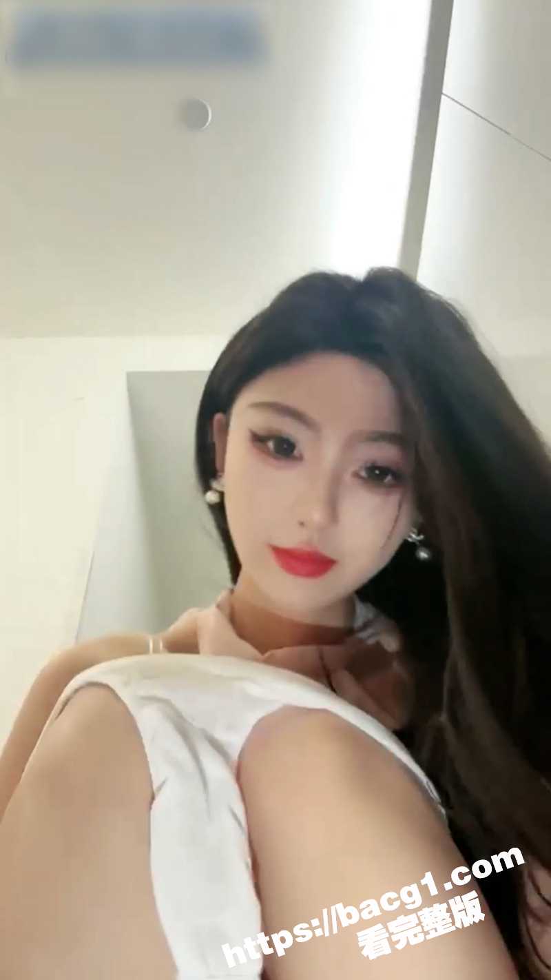 高冷御姐 司宁青 狠狠调教她的小狼狗 极致语言羞辱扇巴掌调教 男奴乖乖跪地舔脚
