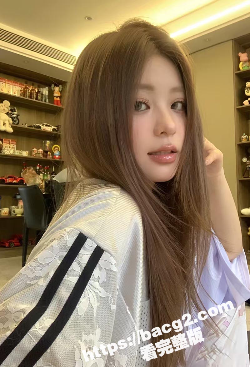 00后湖南嫩妹 刘橴相关图片
