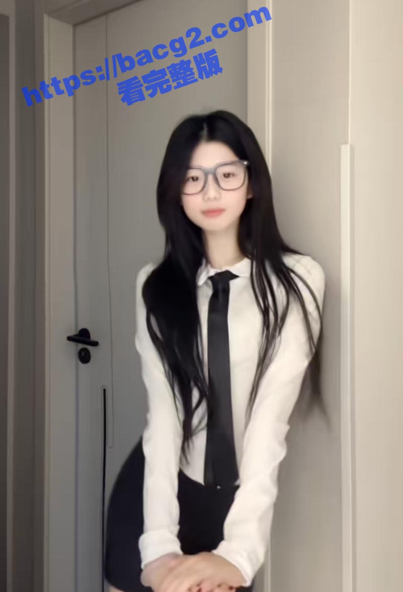 抖音清纯系网红 小妍相关图片