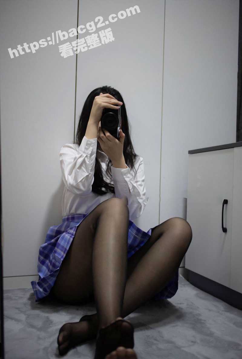 推特美鲍人气母狗 momo 最新付费群福利视频 各种超大号幻龙假屌抄底自慰 极致自慰盛宴奉上