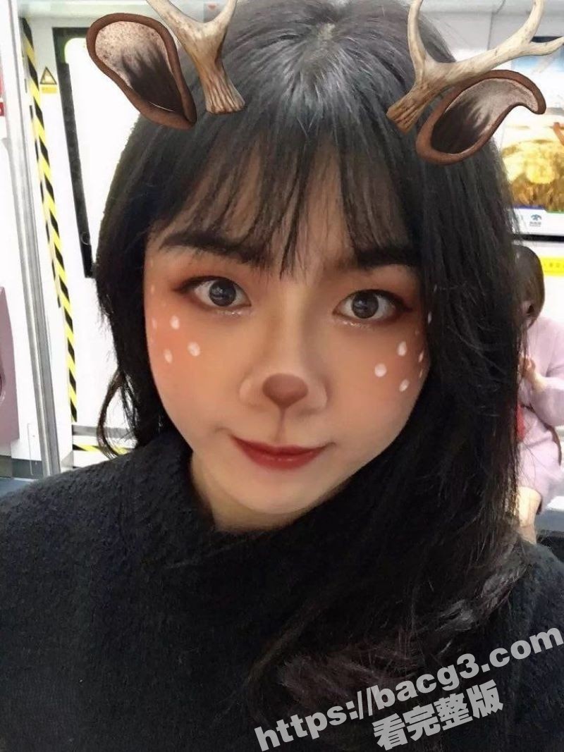 清纯眼镜骚母狗 爱好相关图片