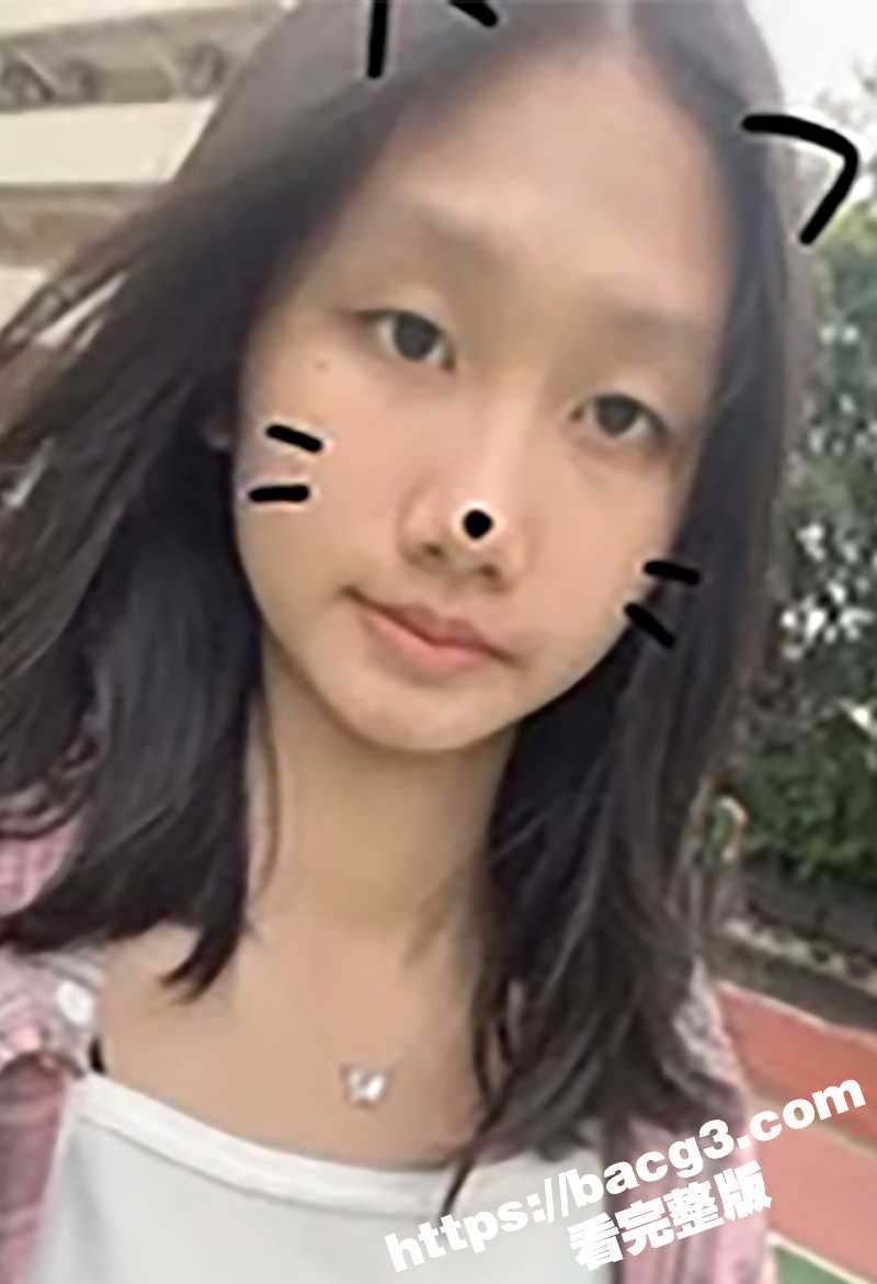 肇庆高要技校第一骚女 许雅雯 背着男友四处约炮 淫骚自慰视频被曝
