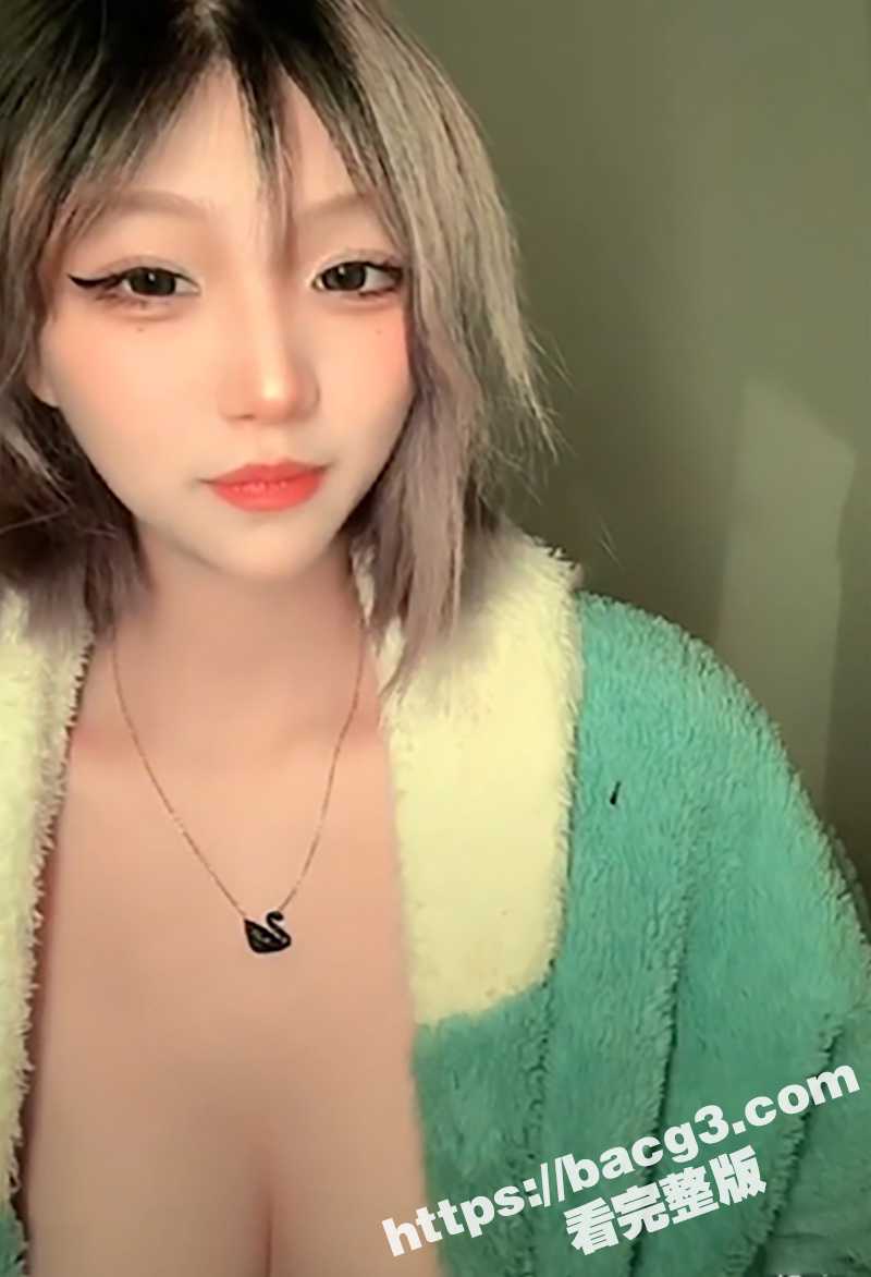 抖音高颜值网红 车厘子 露乳抠逼私拍集锦 双面淫娃装清纯卖萌吸粉 私下化身淫荡欲女卖肉捞金