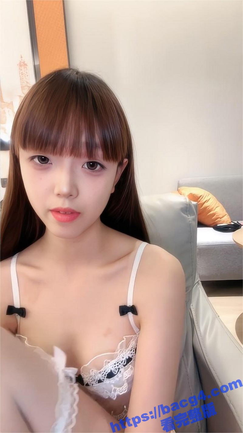 清纯嫩妹母狗伺候金主 女上位全自动榨精 被金主无套掐脖爆操内射 一脸享受 母狗气质爆棚！