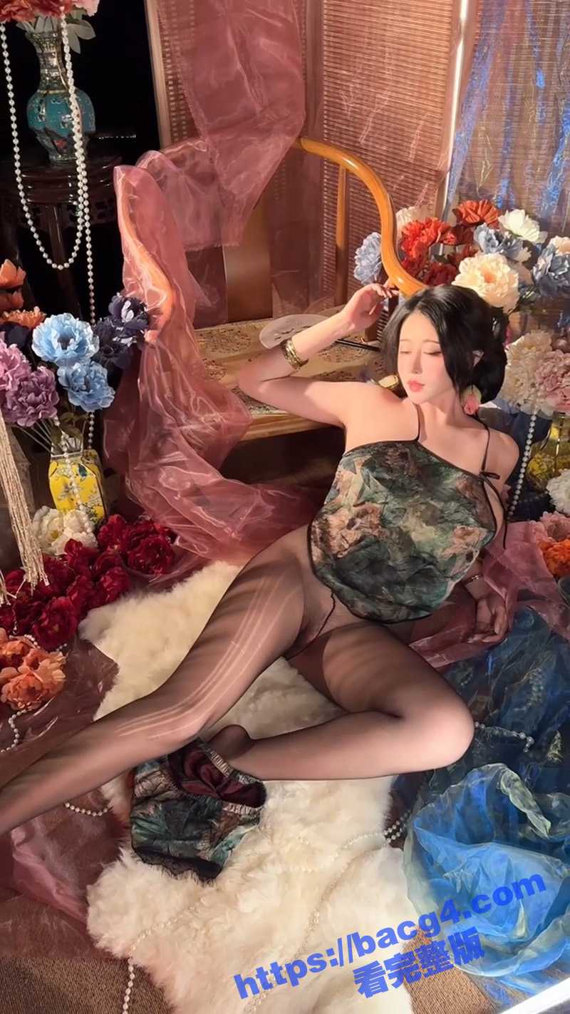推特反差女神 奈汐酱相关图片