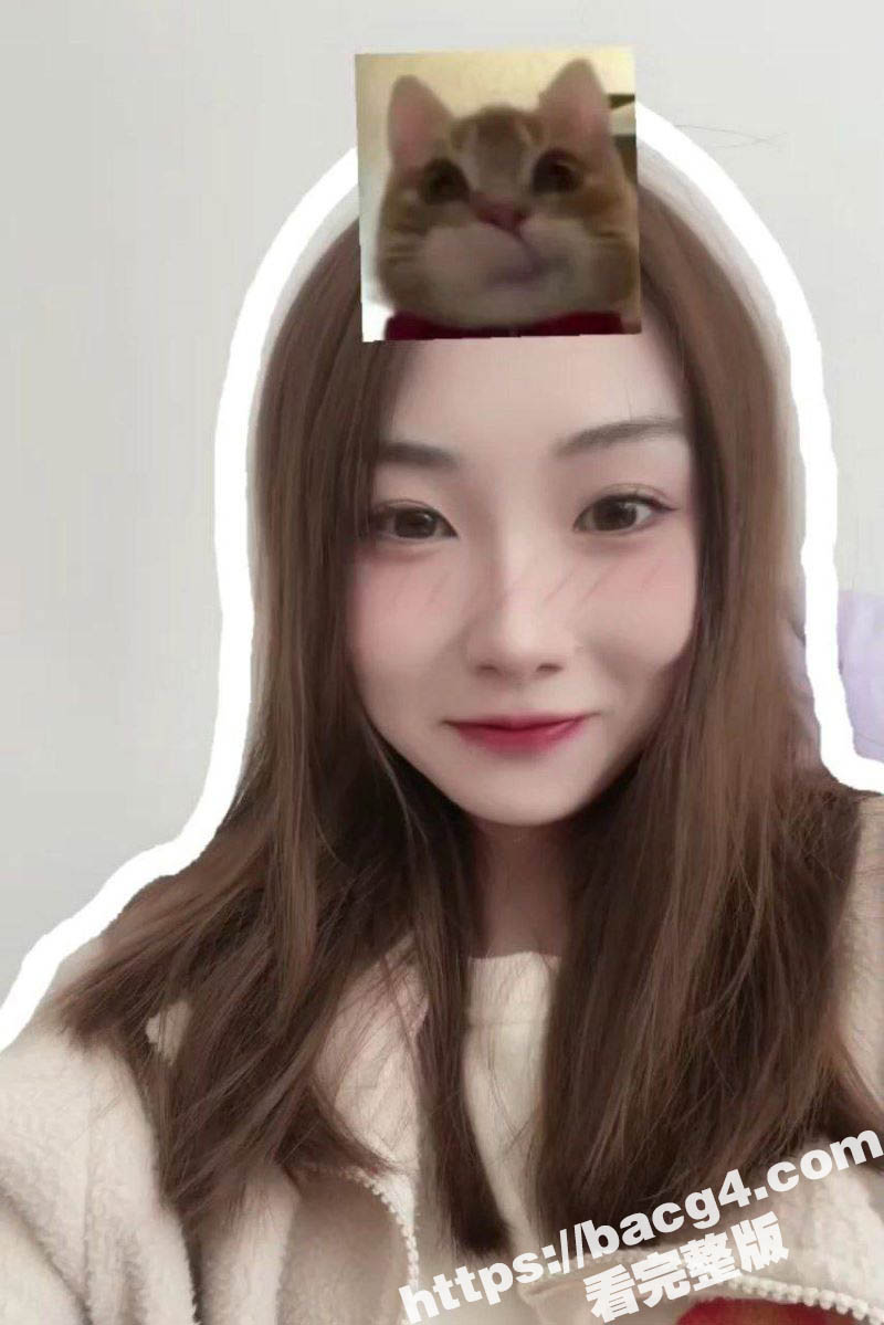 大连师范学院 吴美芳 跟网友裸聊自慰被曝光 人前乖乖女 人后反差婊 这下可出名了！