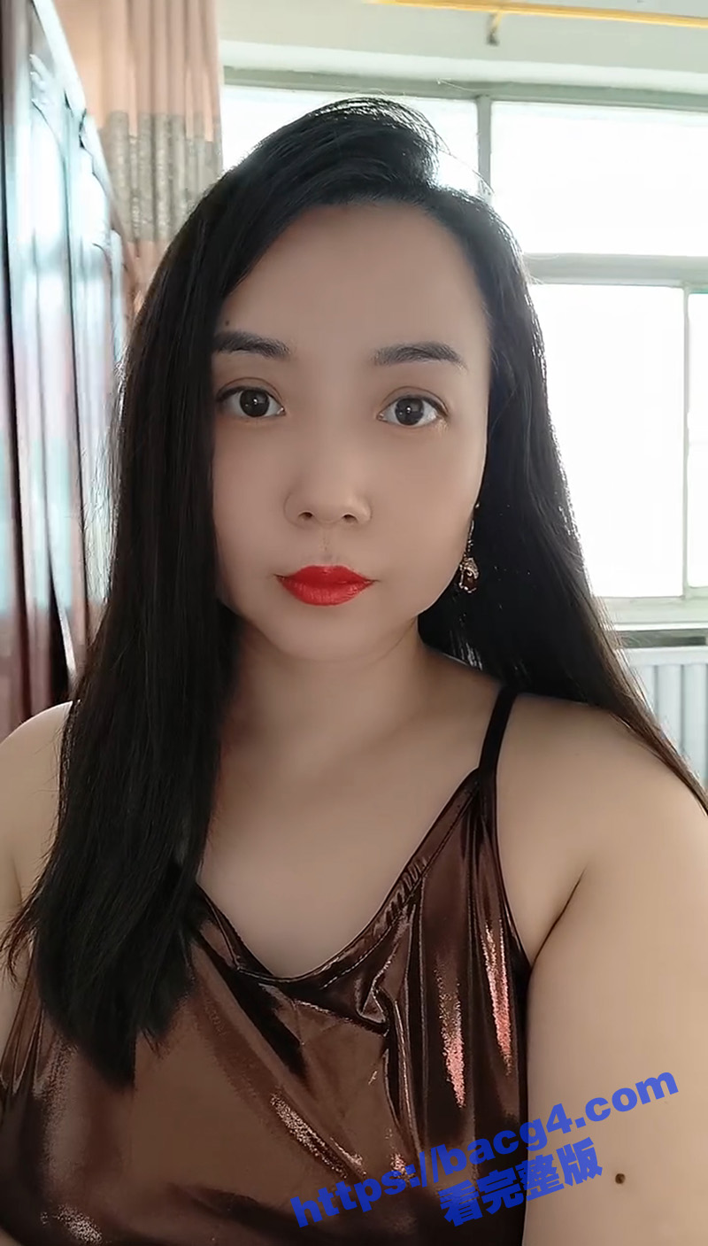 快手50万粉丝熟女 相关图片