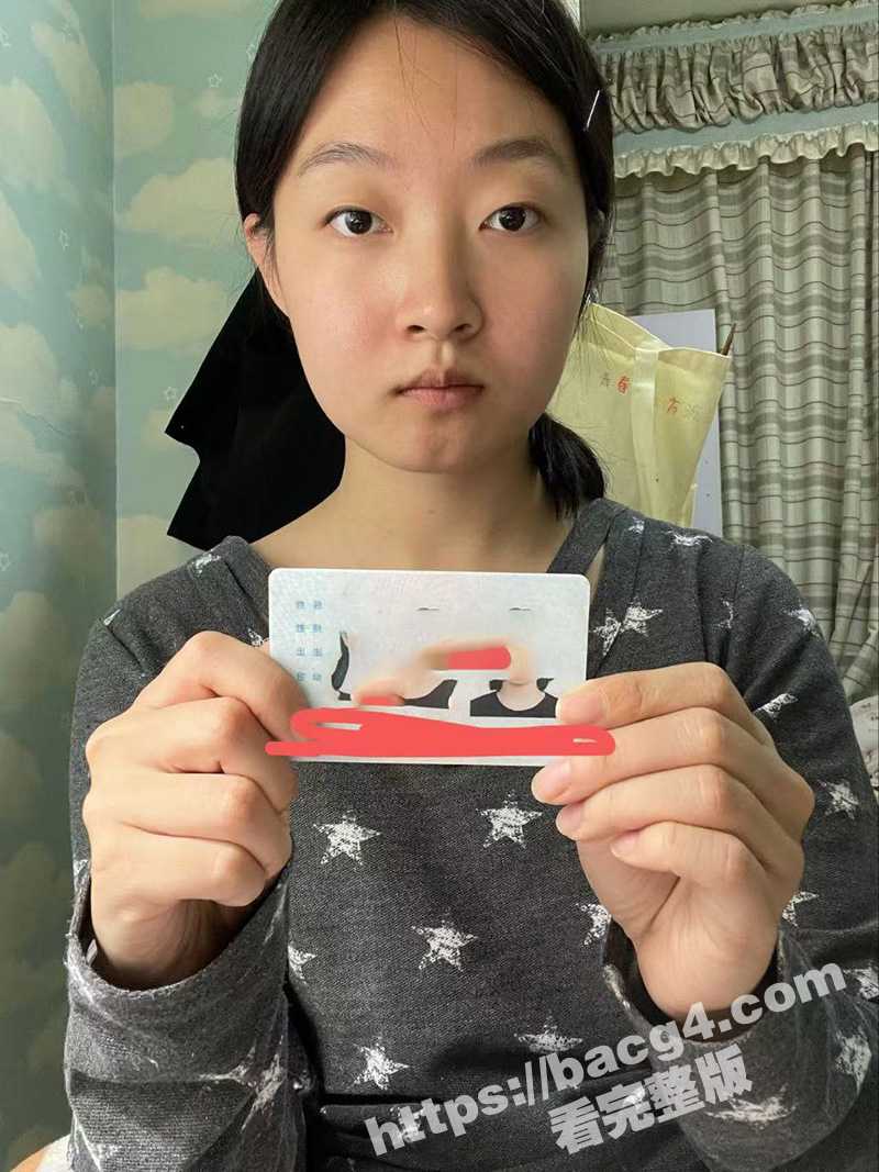河北沧州黄骅市女瓜友 张晴晴 自己投稿曝光自己 露骨公开自称反差婊 渴望被人拖进厕所强奸