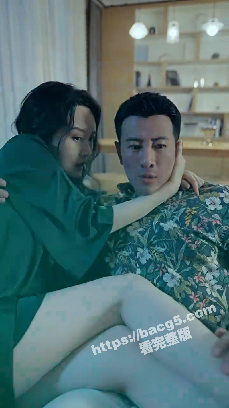 每日短剧《苏云欣的复仇》失明女主被杀后奇迹生还 为救女儿忍辱负重！