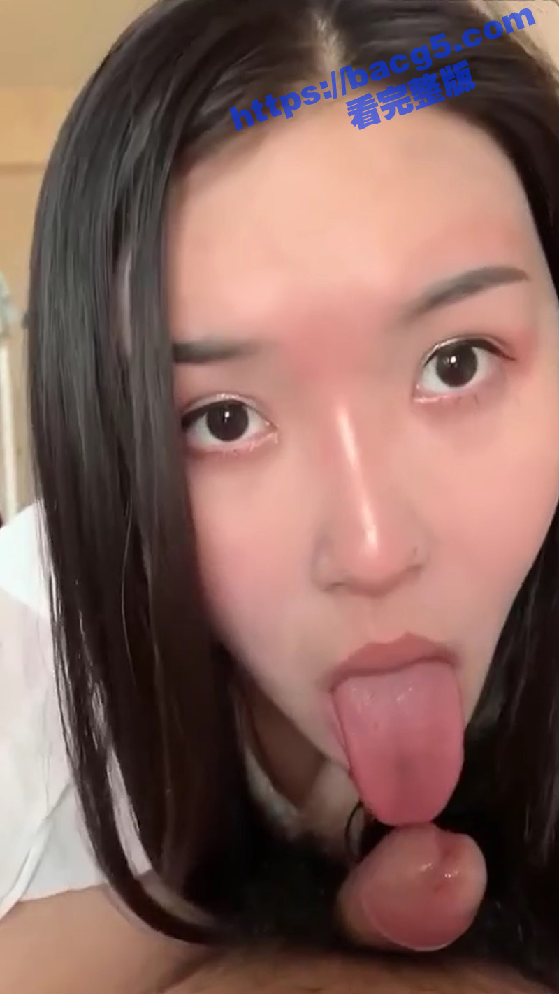 极品反差婊口交合集 相关图片