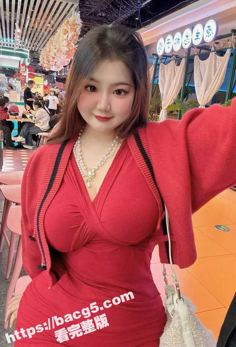 抖音巨乳网红 糕糕学相关图片