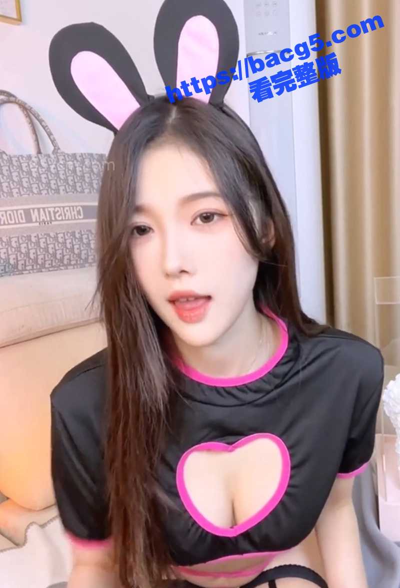 抖音高颜值网红 小奶相关图片