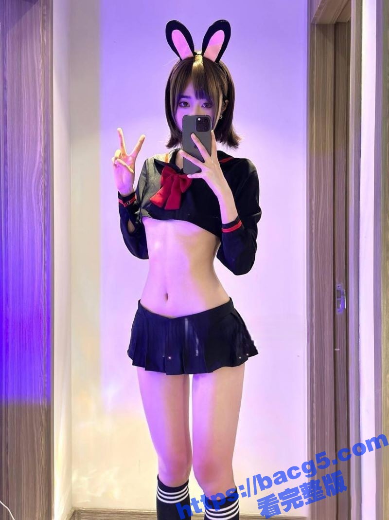 推特极品福利姬 小鱼饭馆 约炮系列 情趣制服调教母狗 无套内射白虎骚穴！