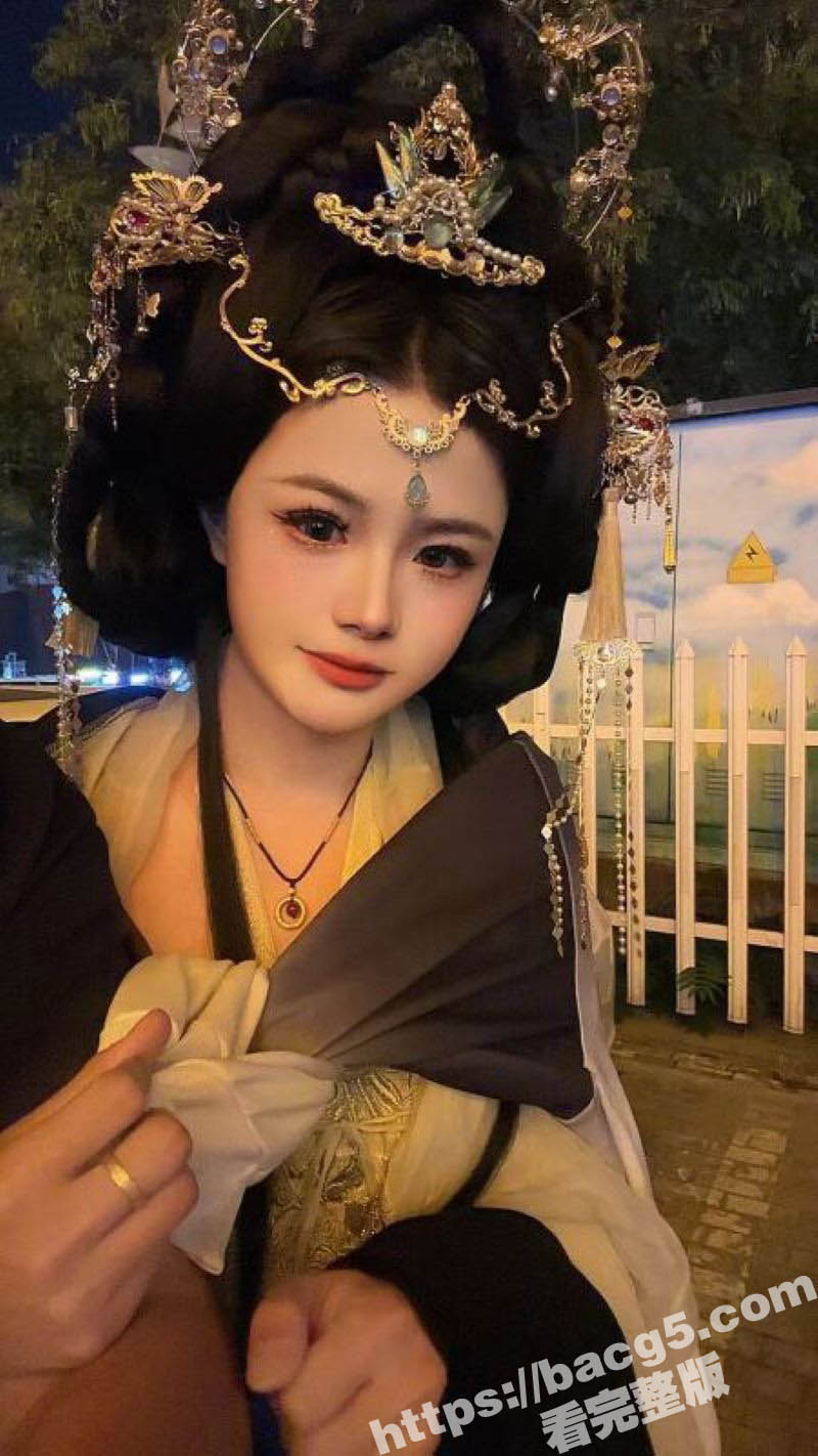 逆天老哥面基大屌萝莉相关图片
