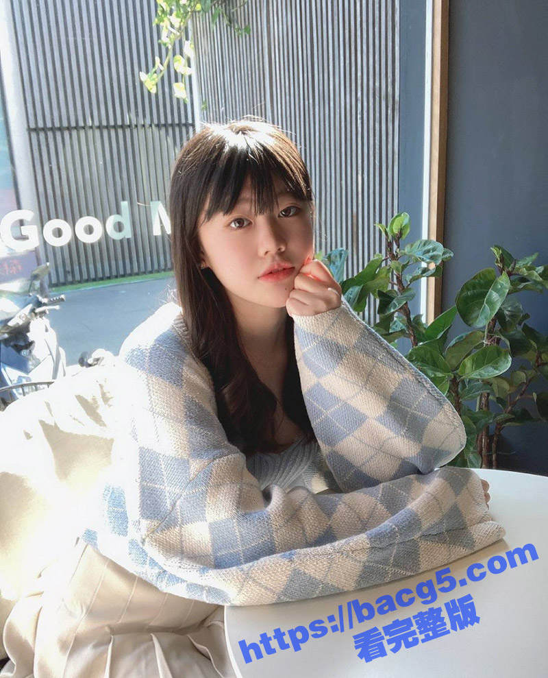 极品超嫩学生妹 黄瑜晴 贫乳小母狗发裸照撩骚 扣穴自慰视频被炮友曝光